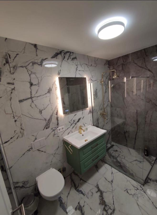 Апартаменты Apartament Vivo Флорешты Экстерьер фото
