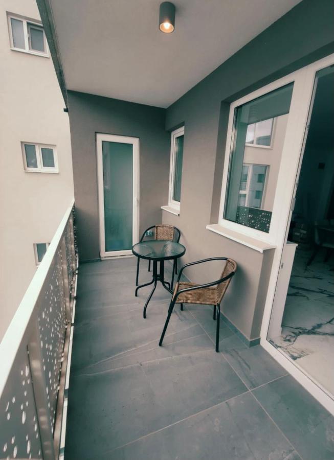 Апартаменты Apartament Vivo Флорешты Экстерьер фото